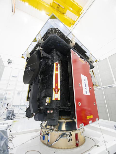 NASA image: Solar Orbiter GTV Mate Integration