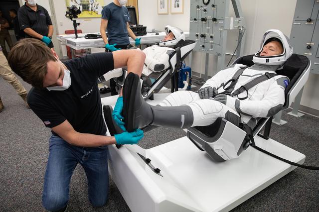 NASA image: SpaceX InFlight Abort Dry Dress Rehearsal