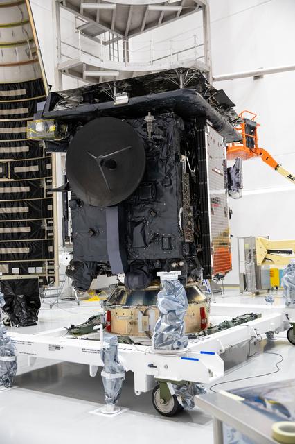 NASA image: Solar Orbiter Encapsulation at Astrotech