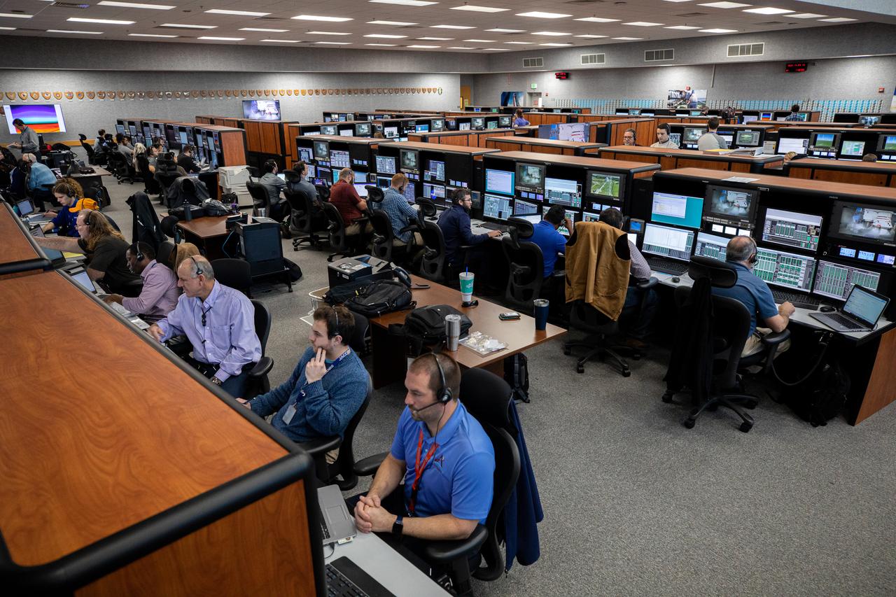 Members of the Artemis I launch team participate in a countdown simulation inside the Launch Control Center’s Firing Room 1 at NASA’s Kennedy Space Center in Florida on Feb. 3, 2020. Under the leadership of Launch Director Charlie Blackwell-Thompson, a team of nearly 100 engineers from Orion, Space Launch System (SLS) and NASA’s Exploration Ground Systems came together to work through a series of simulated challenges, as well as a final countdown procedure. During these exercises, different issues were introduced to familiarize the team with launch day operations, while providing them with an opportunity to practice how they would handle those issues in real-time. Artemis I will be the first integrated test flight of the Orion spacecraft and SLS rocket – the system that will ultimately land the first woman and the next man on the Moon. 
