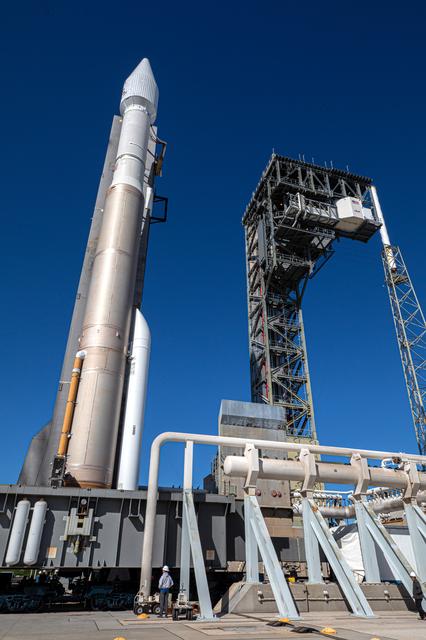 NASA image: Solar Orbiter Rollout to Pad