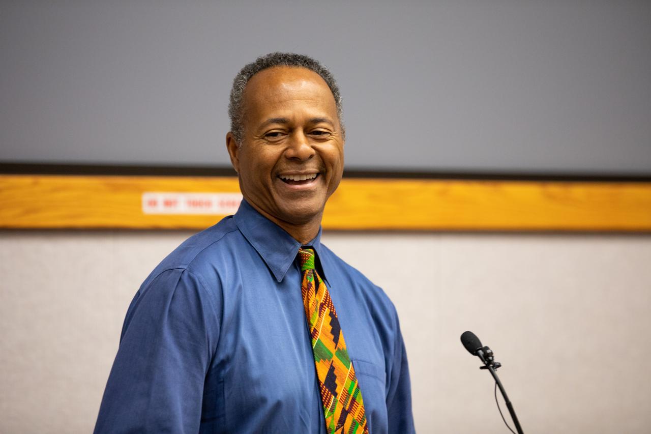 Michael Bell, chief, Knowledge Office, introduces keynote speaker James Jennings during the Black History Month celebration at NASA’s Kennedy Space Center in Florida on Feb. 18, 2020. Jennings is the former associate administrator for NASA Institutions and Management and former deputy director of Kennedy. The program was organized by the Black Employee Strategy Team (BEST), one of the center’s employee resource groups. This year’s theme was “African Americans and the Vote.” Jennings shared advice with workers and managers.