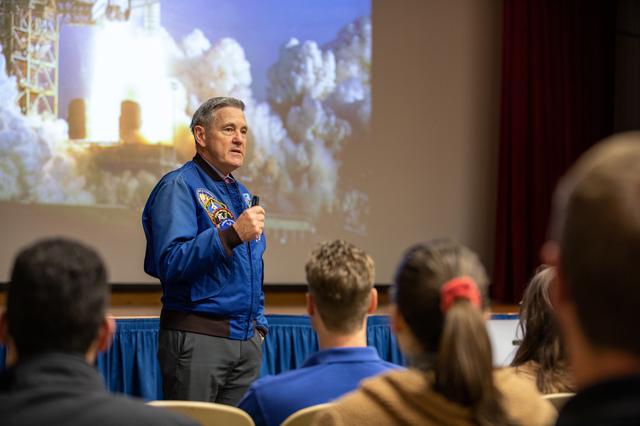 NASA image: Safety and Health Days - Bob Cabana, Lunch and Learn