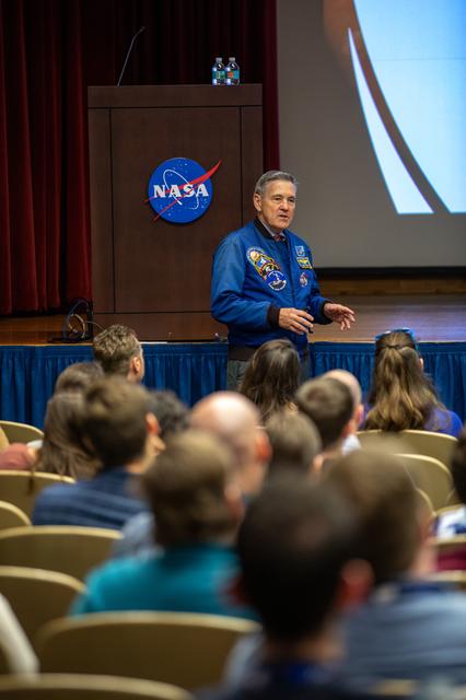 NASA image: Safety and Health Days - Bob Cabana, Lunch and Learn