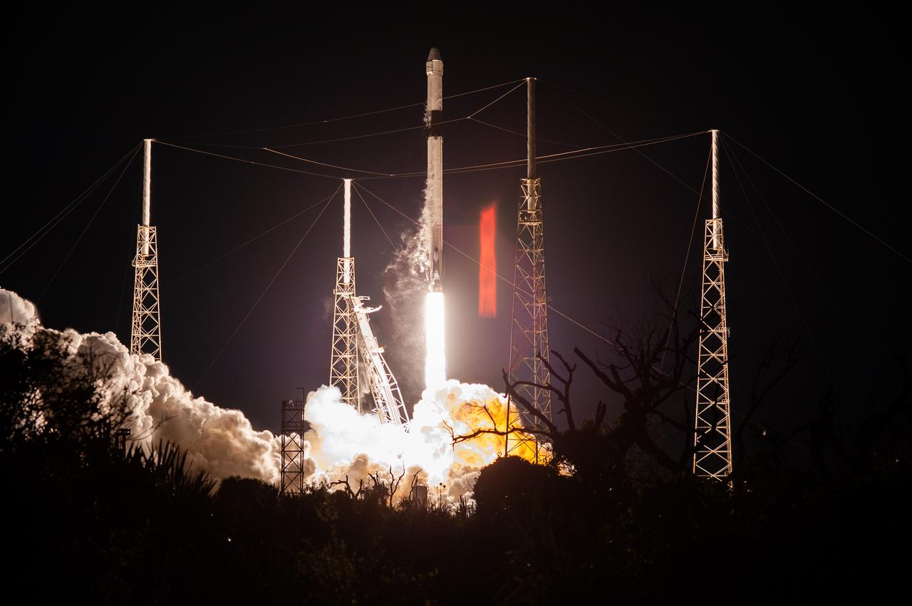A SpaceX Falcon 9 rocket lifts off from Space Launch Complex 40 at Cape Canaveral Air Force Station in Florida at 11:50 p.m. EST on March 6, 2020, carrying the uncrewed cargo Dragon spacecraft on its journey to the International Space Station for NASA and SpaceX’s 20th Commercial Resupply Services (CRS-20) mission. Dragon will deliver more than 4,300 pounds of science investigations and cargo to the orbiting laboratory. 