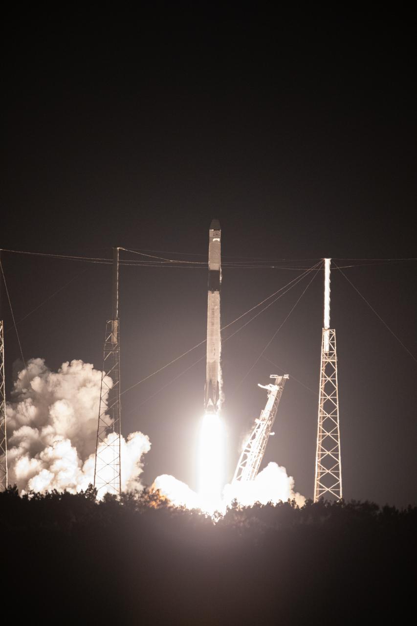 A SpaceX Falcon 9 rocket lifts off from Space Launch Complex 40 at Cape Canaveral Air Force Station in Florida at 11:50 p.m. EST on March 6, 2020, carrying the uncrewed cargo Dragon spacecraft on its journey to the International Space Station for NASA and SpaceX’s 20th Commercial Resupply Services (CRS-20) mission. Dragon will deliver more than 5,600 pounds of science investigations and cargo to the orbiting laboratory.