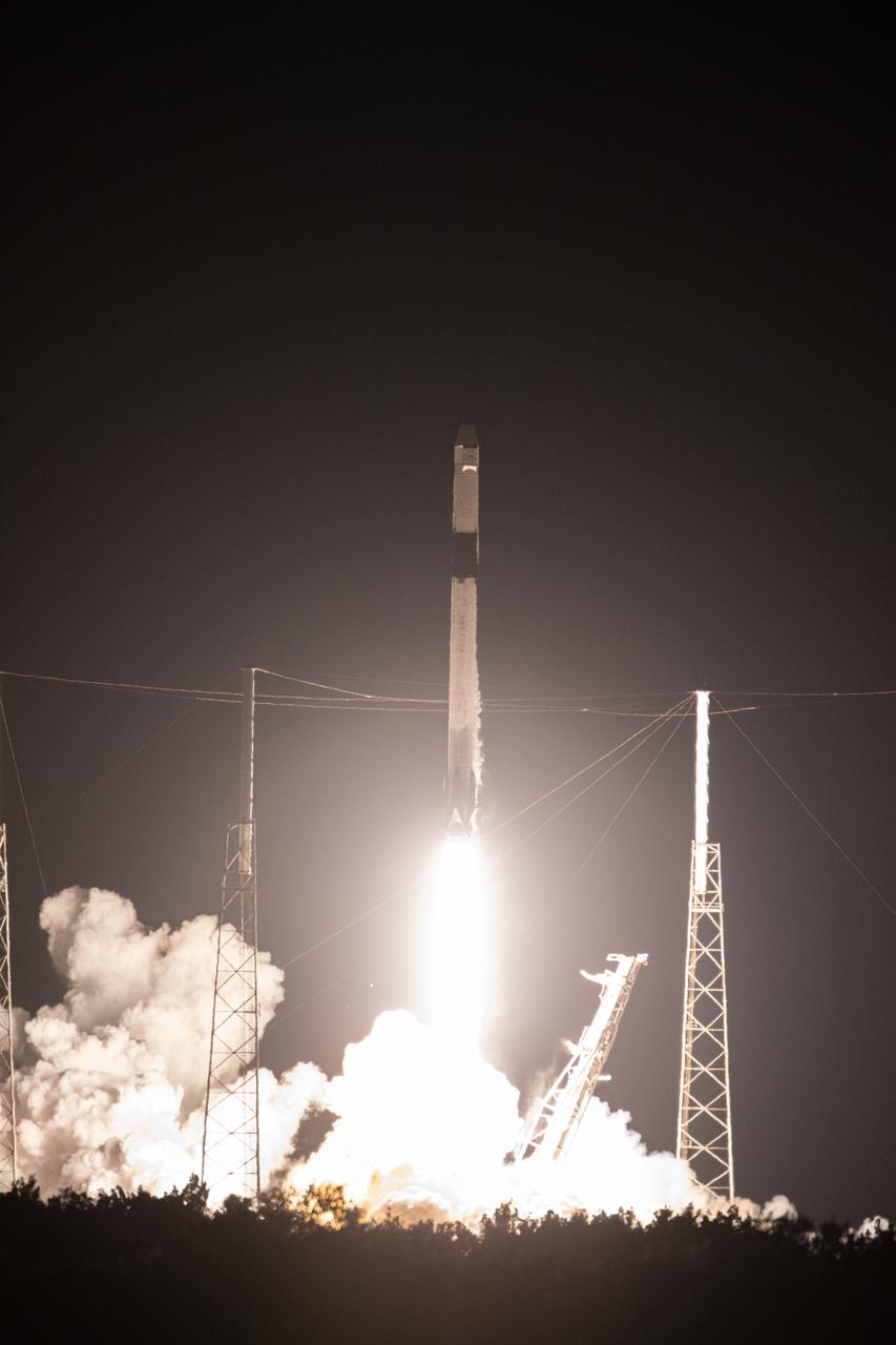 A SpaceX Falcon 9 rocket lifts off from Space Launch Complex 40 at Cape Canaveral Air Force Station in Florida at 11:50 p.m. EST on March 6, 2020, carrying the uncrewed cargo Dragon spacecraft on its journey to the International Space Station for NASA and SpaceX’s 20th Commercial Resupply Services (CRS-20) mission. Dragon will deliver more than 5,600 pounds of science investigations and cargo to the orbiting laboratory.