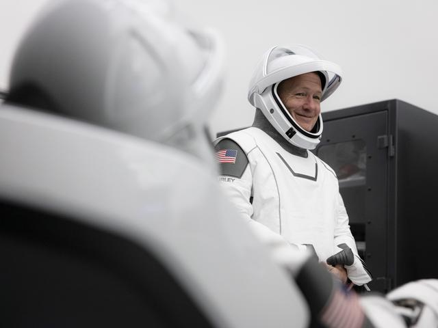 NASA image: CCP SpaceX Demo-2 Launch and Docking Sim