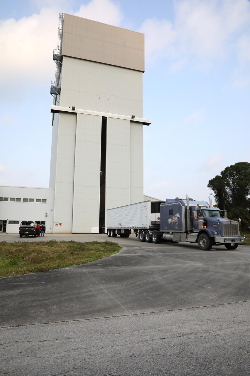 The launch abort motor for Orion’s launch abort system (LAS) for Artemis II, enclosed in its shipping container, arrives at NASA’s Kennedy Space Center in Florida on April 13, 2020. The motor arrived from Northrop Grumman in Promontory, Utah, and was transported to the Launch Abort System Facility where it will undergo testing in preparation for the second Artemis mission. The launch abort motor is one of three motors on the LAS. The LAS will be positioned atop the Orion crew module and is designed to protect astronauts if a problem arises during launch by pulling the spacecraft away from a failing rocket. Artemis II will take the first humans in orbit around the Moon in the 21st century.  