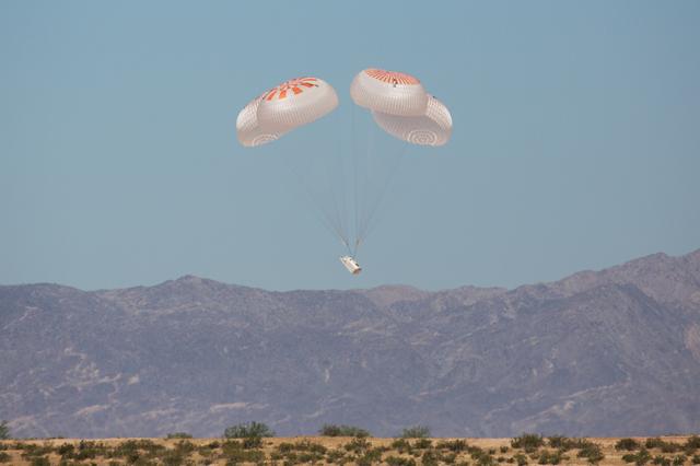 NASA image: SpaceX Crew Dragon's Mark 3 Parachute Test