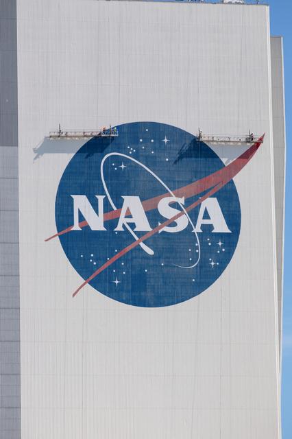NASA Meatball Painting at VAB