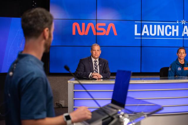 NASA image: SpaceX Demo-2 Facebook Live Briefing