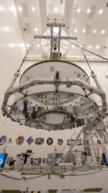 NASA image: Mars 2020 Perseverance Spacecraft Stacked