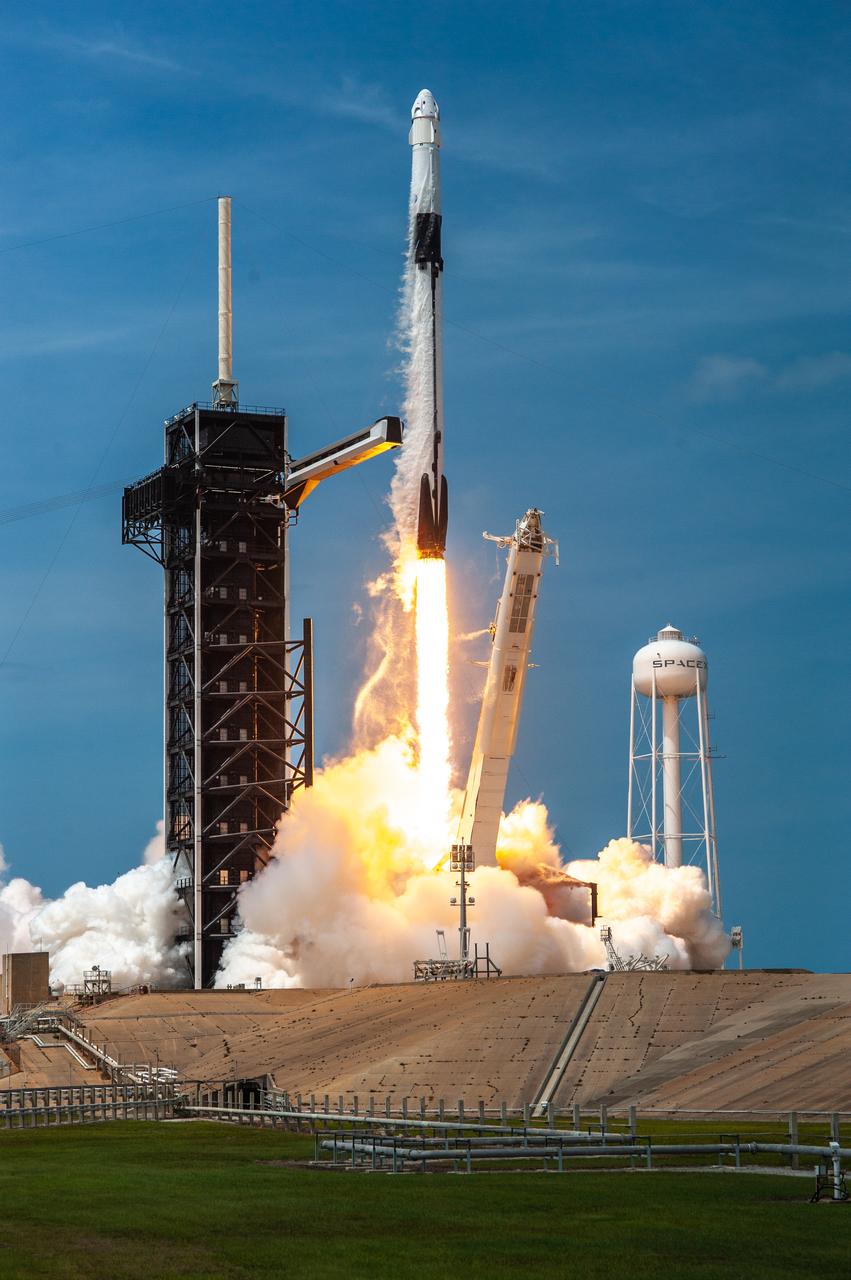 A SpaceX Falcon 9 rocket and Crew Dragon spacecraft lifts off from Launch Complex 39A at NASA’s Kennedy Space Center in Florida on May 30, 2020, carrying NASA astronauts Robert Behnken and Douglas Hurley to the International Space Station for the agency’s SpaceX Demo-2 mission. Liftoff occurred at 3:22 p.m. EDT. Behnken and Hurley are the first astronauts to launch from U.S. soil to the space station since the end of the Space Shuttle Program in 2011. Part of NASA’s Commercial Crew Program, this will be SpaceX’s final flight test, paving the way for the agency to certify the crew transportation system for regular, crewed flights to the orbiting laboratory.