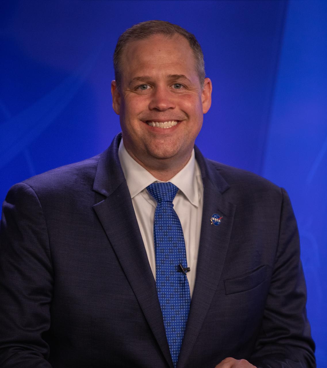 NASA Administrator Jim Bridenstine participates in a postlaunch news conference inside the Press Site auditorium at NASA’s Kennedy Space Center in Florida on May 30, 2020, following the launch of the agency’s SpaceX Demo-2 mission to the International Space Station. Liftoff of the SpaceX Falcon 9 rocket and Crew Dragon spacecraft, carrying NASA astronauts Robert Behnken and Douglas Hurley, occurred at 3:22 p.m. EDT from historic Launch Complex 39A. Behnken and Hurley are the first astronauts to launch to the space station from U.S. soil since the end of the Space Shuttle Program in 2011. Part of NASA’s Commercial Crew Program, this will be SpaceX’s final flight test, paving the way for the agency to certify the crew transportation system for regular, crewed flights to the orbiting laboratory.