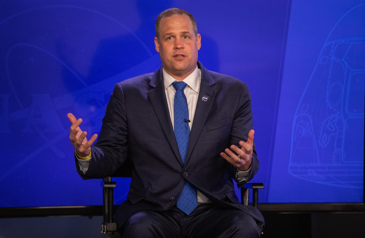 NASA Administrator Jim Bridenstine participates in a postlaunch news conference inside the Press Site auditorium at NASA’s Kennedy Space Center in Florida on May 30, 2020, following the launch of the agency’s SpaceX Demo-2 mission to the International Space Station. Liftoff of the SpaceX Falcon 9 rocket and Crew Dragon spacecraft, carrying NASA astronauts Robert Behnken and Douglas Hurley, occurred at 3:22 p.m. EDT from historic Launch Complex 39A. Behnken and Hurley are the first astronauts to launch to the space station from U.S. soil since the end of the Space Shuttle Program in 2011. Part of NASA’s Commercial Crew Program, this will be SpaceX’s final flight test, paving the way for the agency to certify the crew transportation system for regular, crewed flights to the orbiting laboratory.