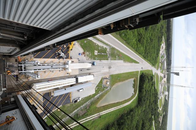 NASA image: Mars 2020 SRB 2 Lift and Mate