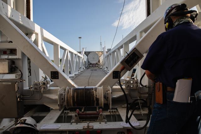 NASA image: Mars 2020 SRB #4 Preparations for Lift and Mate