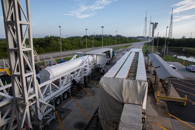 NASA image: Mars 2020 SRB #4 Preparations for Lift and Mate
