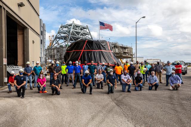 NASA image: Aft Skirt Delivery for Artemis I - Move from BFF to RPSF