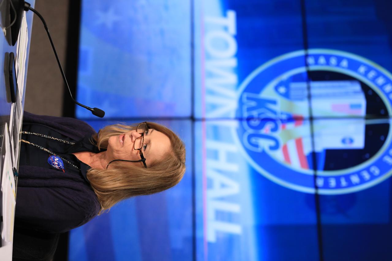 KSC Town Hall Center Director Bob Cabana, Deputy Director Janet Petro and KSC Chief Medical Officer David Tipton 
