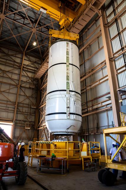 NASA image: Artemis I Booster Segment Mate Pinning