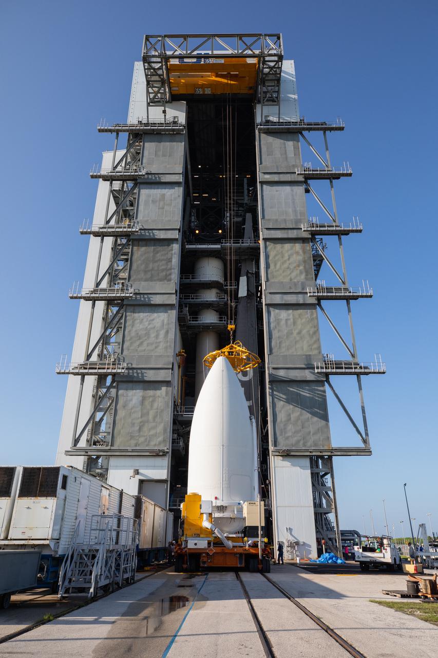 Preparations are underway to lift the United Launch Alliance (ULA) payload fairing with NASA’s Mars 2020 Perseverance rover secured inside up into the Vertical Integration Facility (VIF) at Space Launch Complex 41 at Cape Canaveral Air Force Station in Florida on July 7, 2020. Inside the VIF, the payload fairing will be lifted up by crane and secured on the ULA Atlas V rocket. The Mars Perseverance rover is scheduled to launch atop the Atlas V 541 rocket from Pad 41 on July 30. The rover is part of NASA’s Mars Exploration Program, a long-term effort of robotic exploration of the Red Planet. The rover’s seven instruments will search for habitable conditions in the ancient past and signs of past microbial life on Mars. The Launch Services Program at Kennedy is responsible for launch management.