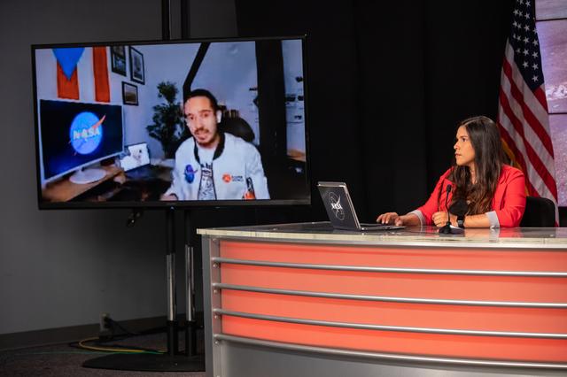 NASA image: CSP Mars 2020 Spanish Facebook Live