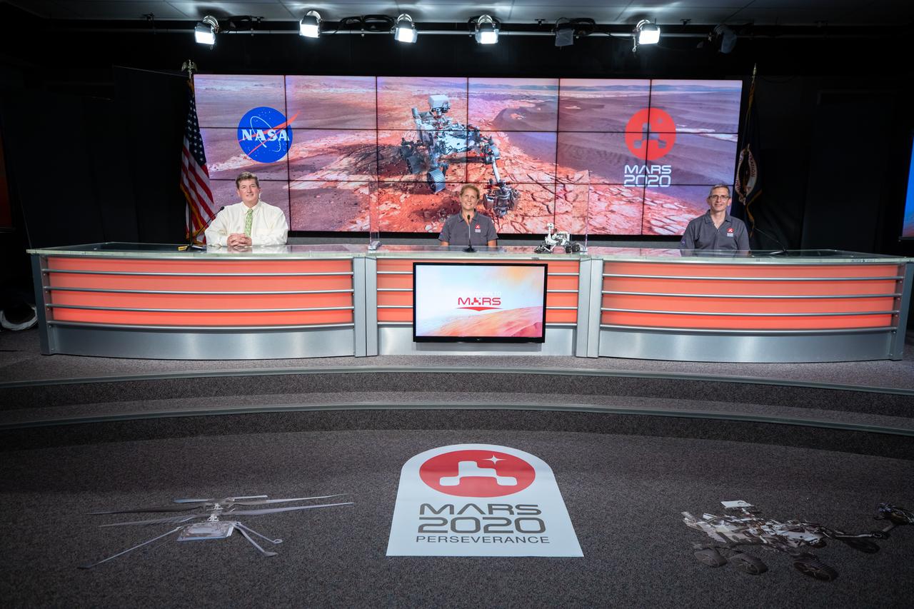 A Mars 2020 Mission Engineering and Science Briefing is held at NASA’s Kennedy Space Center in Florida on July 27, 2020. Participating in the briefing from left, are Moderator DC Agle, NASA’s Jet Propulsion Laboratory; Lori Glaze, Planetary Science Division director, NASA Headquarters; and Ken Farley, project scientist, California Institute of Technology. The Mars Perseverance rover is scheduled to launch July 30, on a United Launch Alliance Atlas V 541 rocket from Space Launch Complex 41 at nearby Cape Canaveral Air Force Station. The rover is part of NASA’s Mars Exploration Program, a long-term effort of robotic exploration of the Red Planet. The rover will search for habitable conditions in the ancient past and signs of past microbial life on Mars. The Launch Services Program at Kennedy is responsible for launch management.