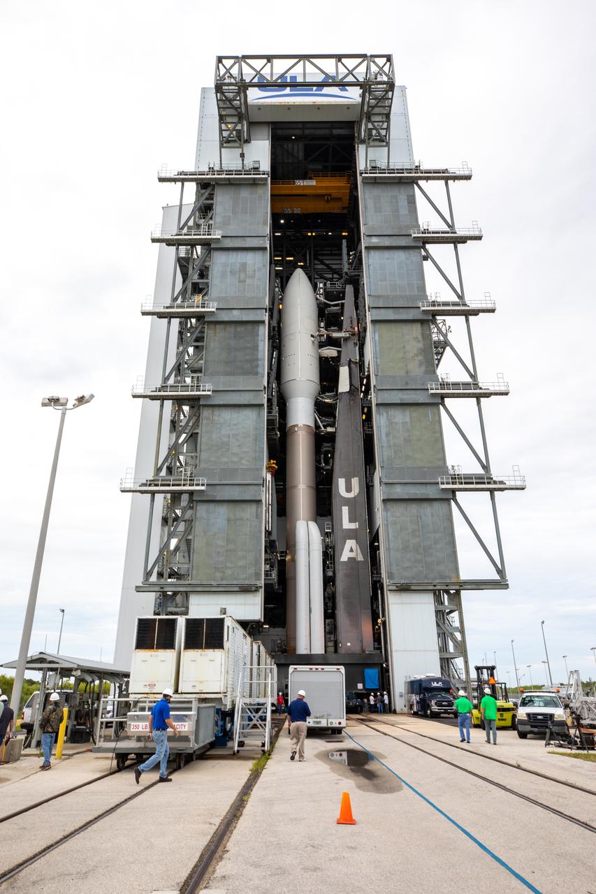 The United Launch Alliance Atlas V 541 rocket, carrying NASA’s Mars Perseverance rover and Ingenuity helicopter, begins rollout from the Vertical Integration Facility to the launch pad at Space Launch Complex 41 at Cape Canaveral Air Force Station on July 28, 2020. First motion was at 10:24 a.m. EDT. Launch of the Mars 2020 mission is scheduled for July 30. The rover is part of NASA’s Mars Exploration Program, a long-term effort of robotic exploration of the Red Planet. The rover will search for habitable conditions in the ancient past and signs of past microbial life on Mars. The Launch Services Program at Kennedy is responsible for launch management.