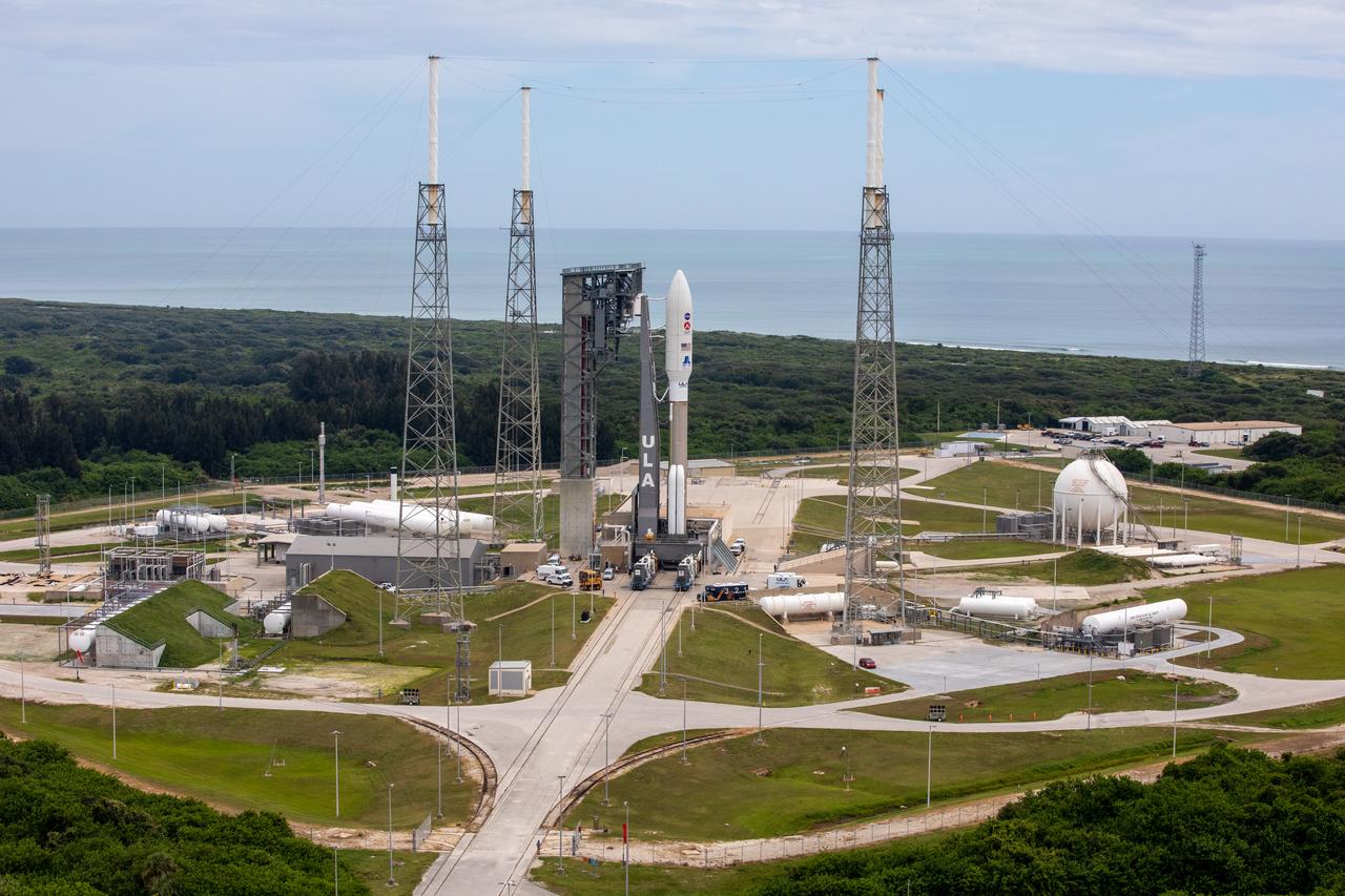 The United Launch Alliance Atlas V 541 rocket, carrying NASA’s Mars Perseverance rover and Ingenuity helicopter, arrives at the launch pad at Space Launch Complex 41 at Cape Canaveral Air Force Station on July 28, 2020. First motion from the Vertical Integration Facility was at 10:24 a.m. EDT. Launch of the Mars 2020 mission is scheduled for July 30. The rover is part of NASA’s Mars Exploration Program, a long-term effort of robotic exploration of the Red Planet. The rover will search for habitable conditions in the ancient past and signs of past microbial life on Mars. The Launch Services Program at Kennedy is responsible for launch management.