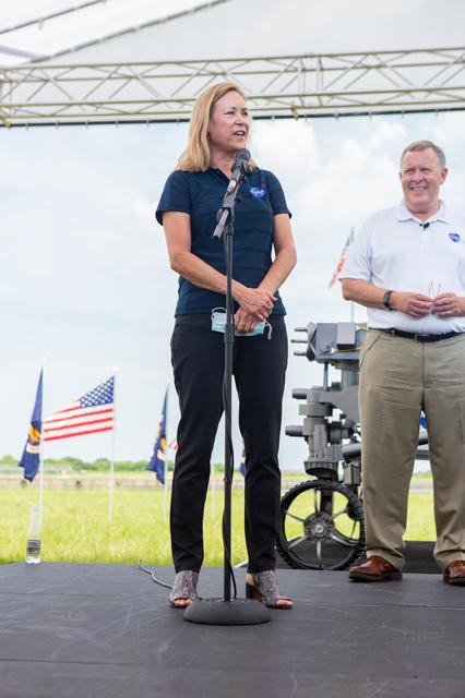 NASA image: Mars 2020 Facebook Live / NASA Social