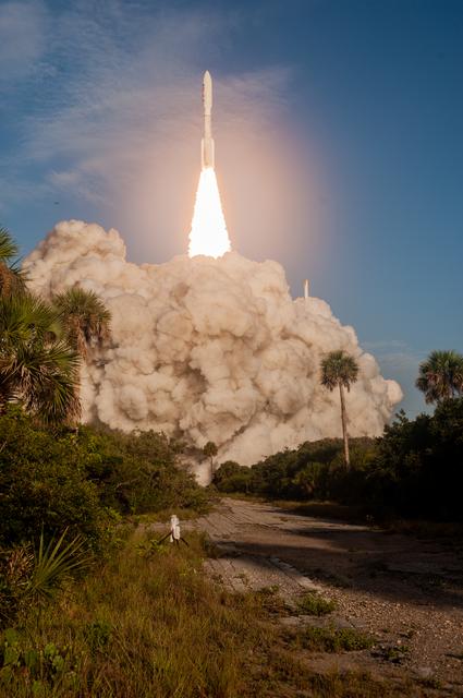 NASA image: Mars 2020 Liftoff