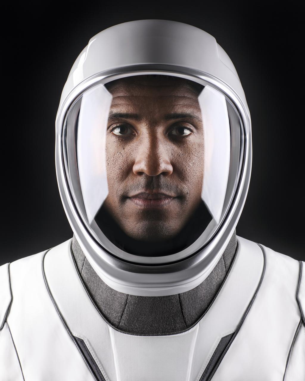 NASA astronaut and Pilot Victor Glover will launch to the International Space Station on the agency’s SpaceX Crew-1 mission. This will be the first operational mission to the orbiting laboratory under NASA’s Commercial Crew Program following the agency’s certification of SpaceX’s crew transportation system. Glover, along with crewmates Michael Hopkins and Shannon Walker – both NASA astronauts – and Japan Aerospace Exploration Agency astronaut Soichi Noguchi, will launch from Kennedy Space Center’s Launch Complex 39A in Florida.