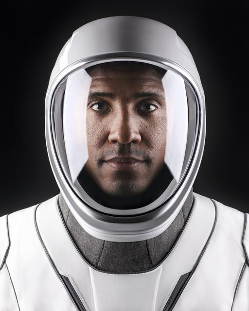 NASA image: CCP SpaceX Crew-1 Portrait - Victor Glover
