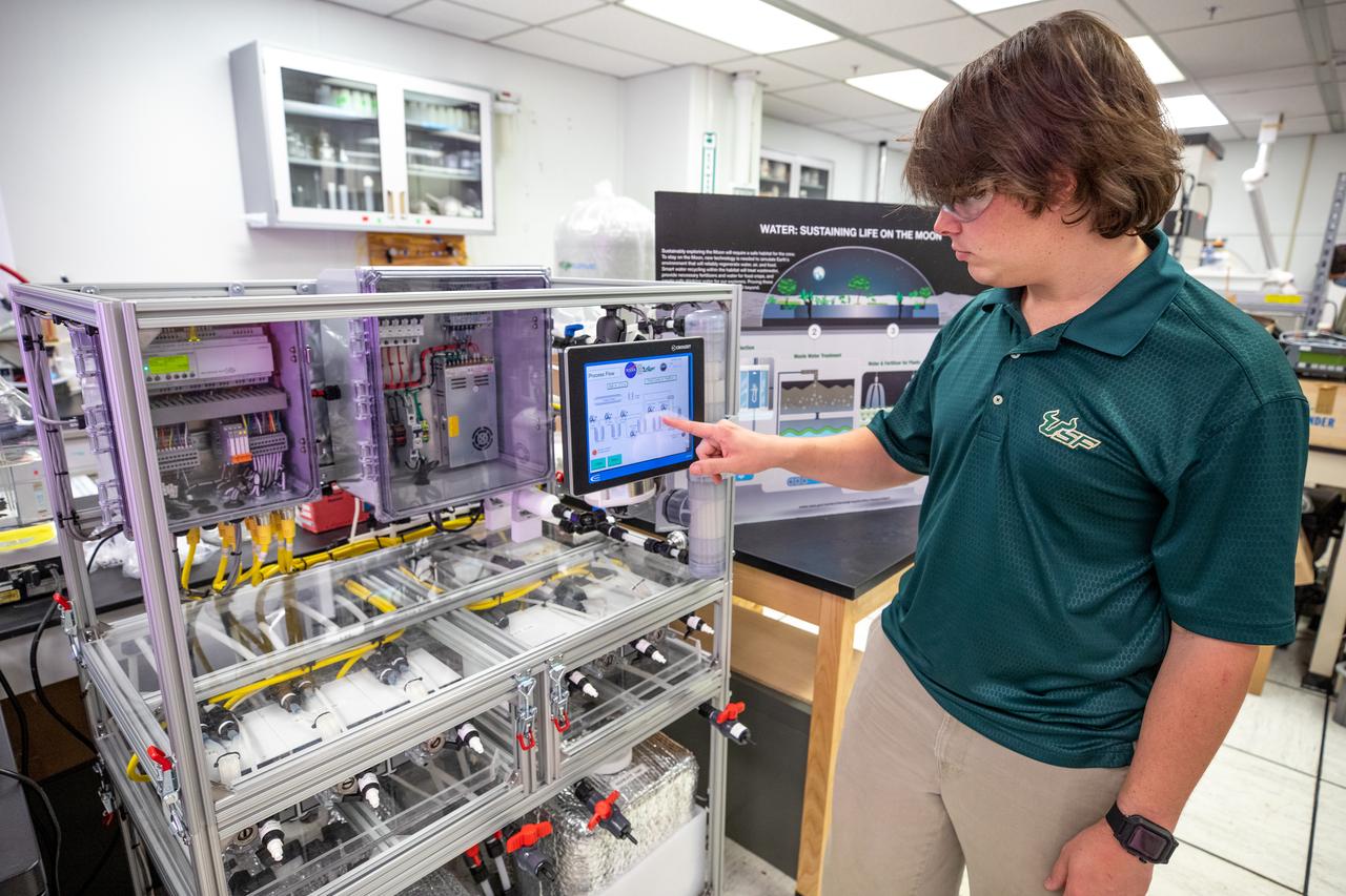 A prototype of Organic Processor Assembly (OPA) – technology capable of treating mixed organic wastes – arrives at the Neil Armstrong Operations and Checkout Building at NASA’s Kennedy Space Center in Florida on Aug. 19, 2020. Developed through a collaboration between Kennedy’s Dr. Luke Roberson and the University of South Florida’s Dr. Daniel Yeh, the OPA was designed for an early planetary base scenario to help close the resource recovery loop, decreasing the agency’s dependence on resupply missions. At the heart of the OPA is an anaerobic membrane bioreactor – a hybrid technology that couples anaerobic digestion with membrane filtration.