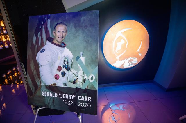 NASA image: Remembrance Ceremony for Astronaut Jerry Carr