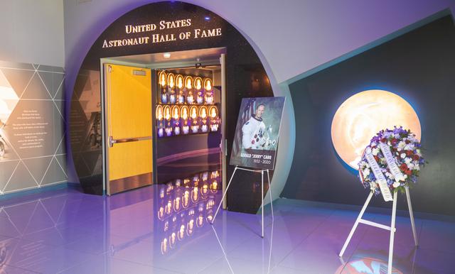 NASA image: Remembrance Ceremony for Astronaut Jerry Carr