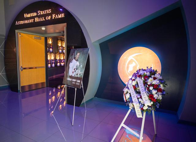 NASA image: Remembrance Ceremony for Astronaut Jerry Carr