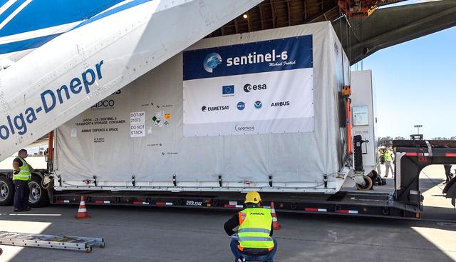 NASA image: Sentinel-6 Spacecraft Arrival