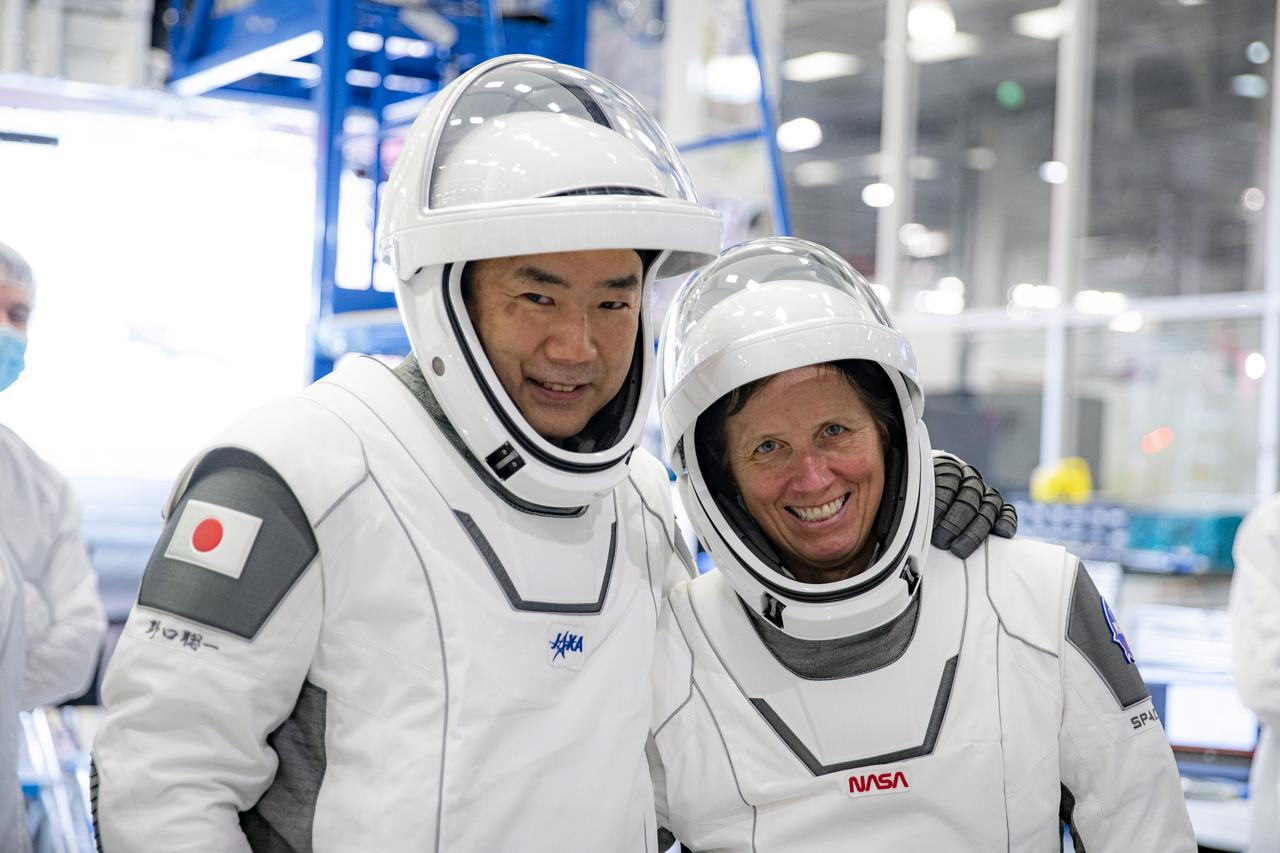 NASA’s SpaceX Crew-1 astronauts participate in crew equipment interface testing at SpaceX headquarters in Hawthorne, California, on Sept. 24, 2020. From left are mission specialist Soichi Noguchi, Japan Aerospace Exploration Agency (JAXA) astronaut, and mission specialist Shannon Walker, NASA astronaut. The other crew members training, but not pictured, are Crew Dragon commander Michael Hopkins, and pilot Victor Glover, both NASA astronauts. NASA’s SpaceX Crew-1 mission is the first crew rotational flight of a U.S. commercial spacecraft with astronauts to the International Space Station. The Crew-1 mission will launch from Launch Complex 39A at Kennedy Space Center in Florida. Crew-1 is part of NASA's Commercial Crew Program, which has returned human spaceflight capabilities to the U.S.