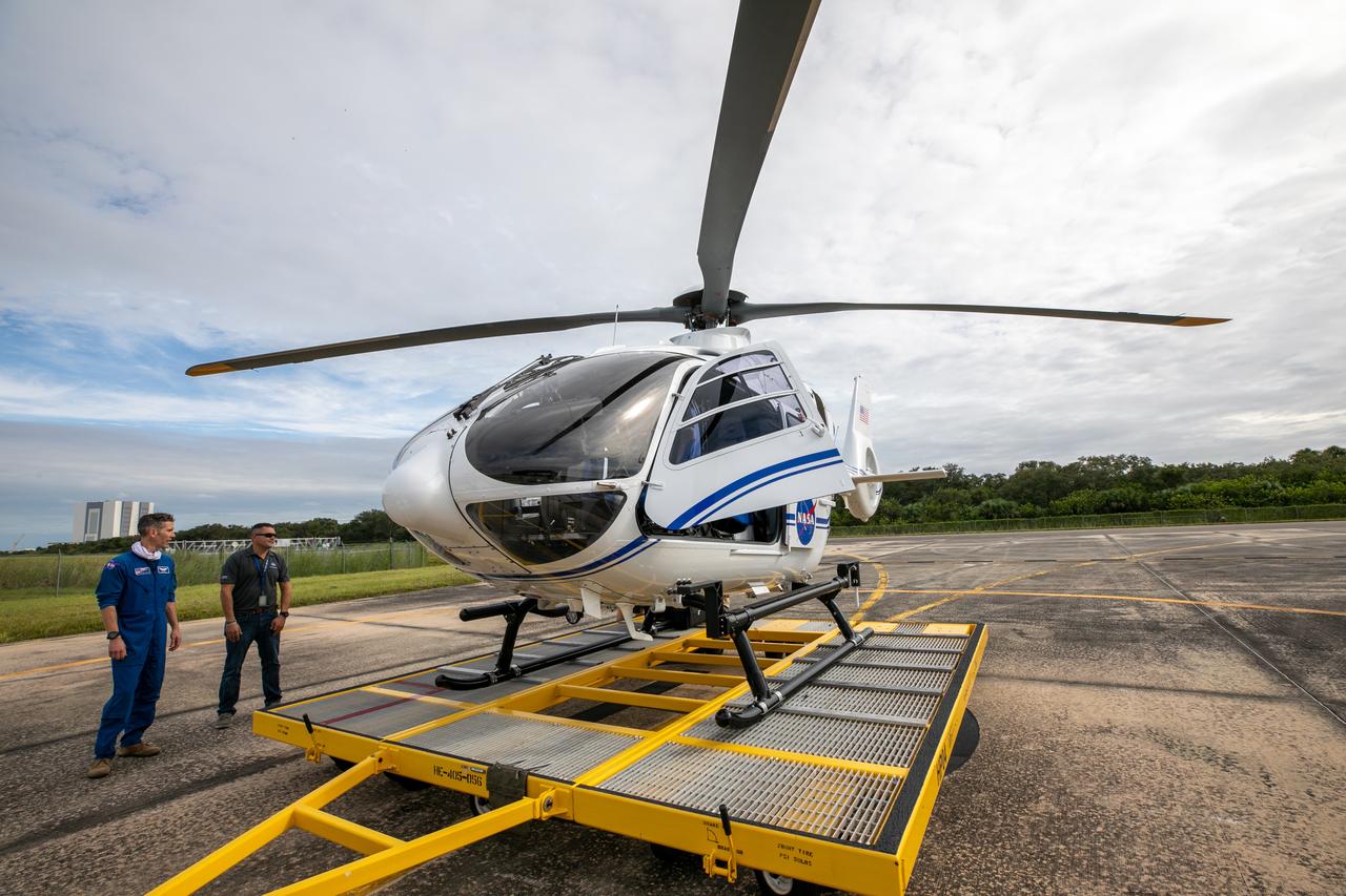 A new Airbus H135 (T3) helicopter arrives at the Launch and Landing Facility runway at NASA’s Kennedy Space Center in Florida on Sept. 30, 2020. A second H135 helicopter also was delivered on Sept. 30, and a third is expected to arrive in early 2021. The three H135 helicopters will replace the Bell Huey 2 security aircraft in service now, maintained by Kennedy’s Flight Operations team. These new helicopters provide a number of technological and safety advantages over the Hueys, such as more lifting power, greater stability in the air, and expanded medical capabilities. The team expects to fully transition to flying the two H135s later this year, and once the third arrives, the fleet’s upgrade will be complete.