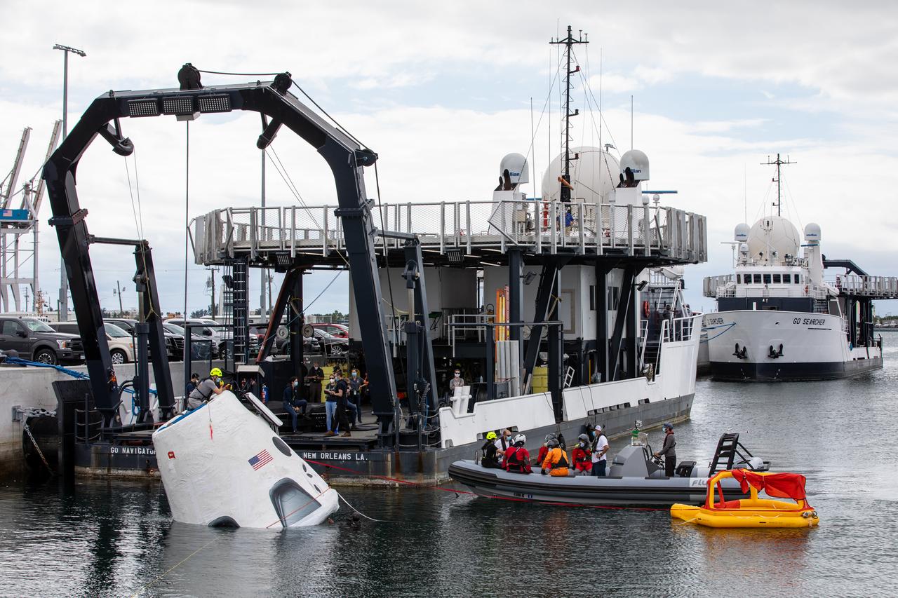 NASA astronauts Shane Kimbrough and Megan McArthur, Japan Aerospace Exploration Agency astronaut Akihiko Hoshide, and European Space Agency astronaut Thomas Pesquet participate in an egress training exercise in Port Canaveral, Florida, on Oct. 1, 2020, in preparation for NASA’s SpaceX Crew-2 mission as part of the agency’s Commercial Crew Program. The exercise involved simulating an emergency situation after splashdown of the Crew Dragon spacecraft. Using a mock-up of the Crew Dragon, the crew practiced exiting the capsule and jumping into the water. Crew-2 is targeted to launch from Kennedy Space Center’s Launch Complex 39A in spring 2021.