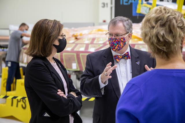 NASA image: Cathy Koerner KSC Visit - O&C