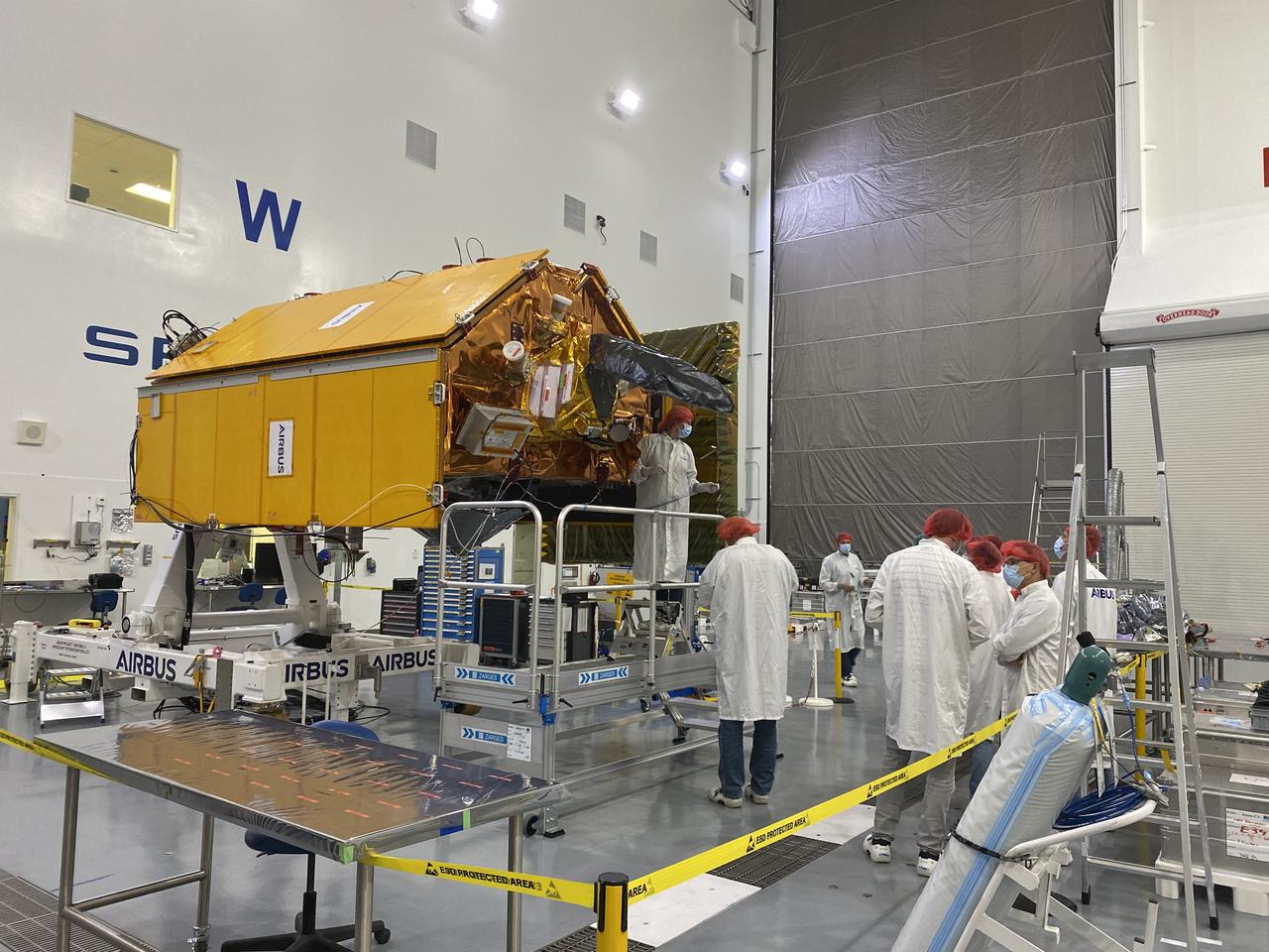 Sentinel-6 Michael Freilich team members from European Space Agency pose with the spacecraft during processing. Launch is scheduled for Nov. 10, 2020 from Vandenberg Air Force Base in California. NASA’s Launch Services Program based at Kennedy Space Center is responsible for launch management.