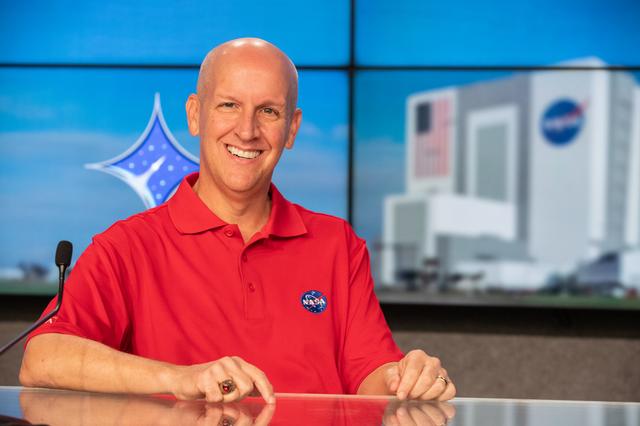 NASA image: L-30 Briefing Rehearsal/Live Show Feed for Sentinel-6 with Tim D