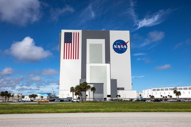 NASA image: VAB - American Flag and NASA Meatball Painting Complete