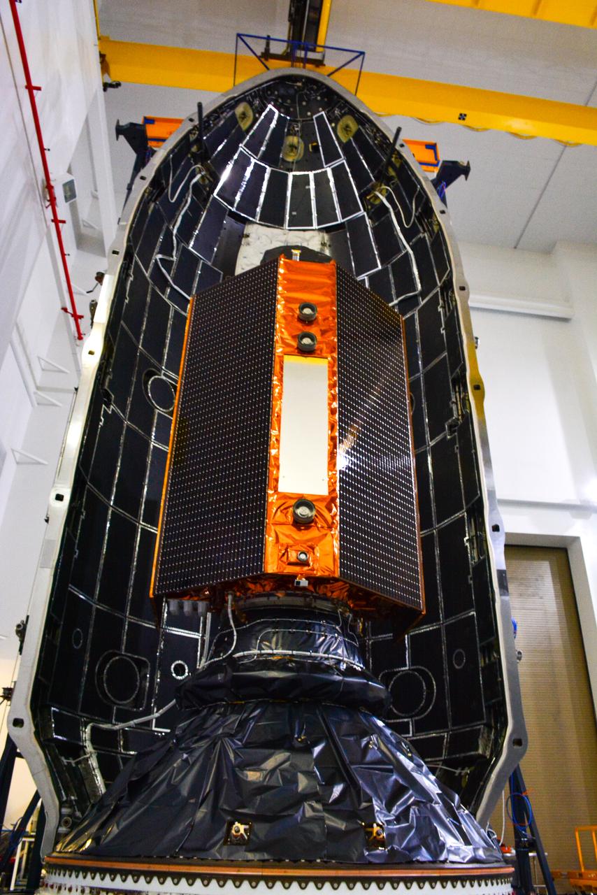 The U.S.-European Sentinel-6 Michael Freilich ocean-monitoring satellite is being encapsulated in the SpaceX Falcon 9 rocket’s payload fairing on Nov. 3, 2020, inside SpaceX’s Payload Processing Facility at Vandenberg Air Force Base (VAFB) in California. Sentinel-6 is scheduled to launch on Nov. 21, 2020, at 12:17 p.m. EST (9:17 a.m. PST), from Space Launch Complex 4E at VAFB. The Launch Services Program at NASA’s Kennedy Space Center in Florida is responsible for launch management.