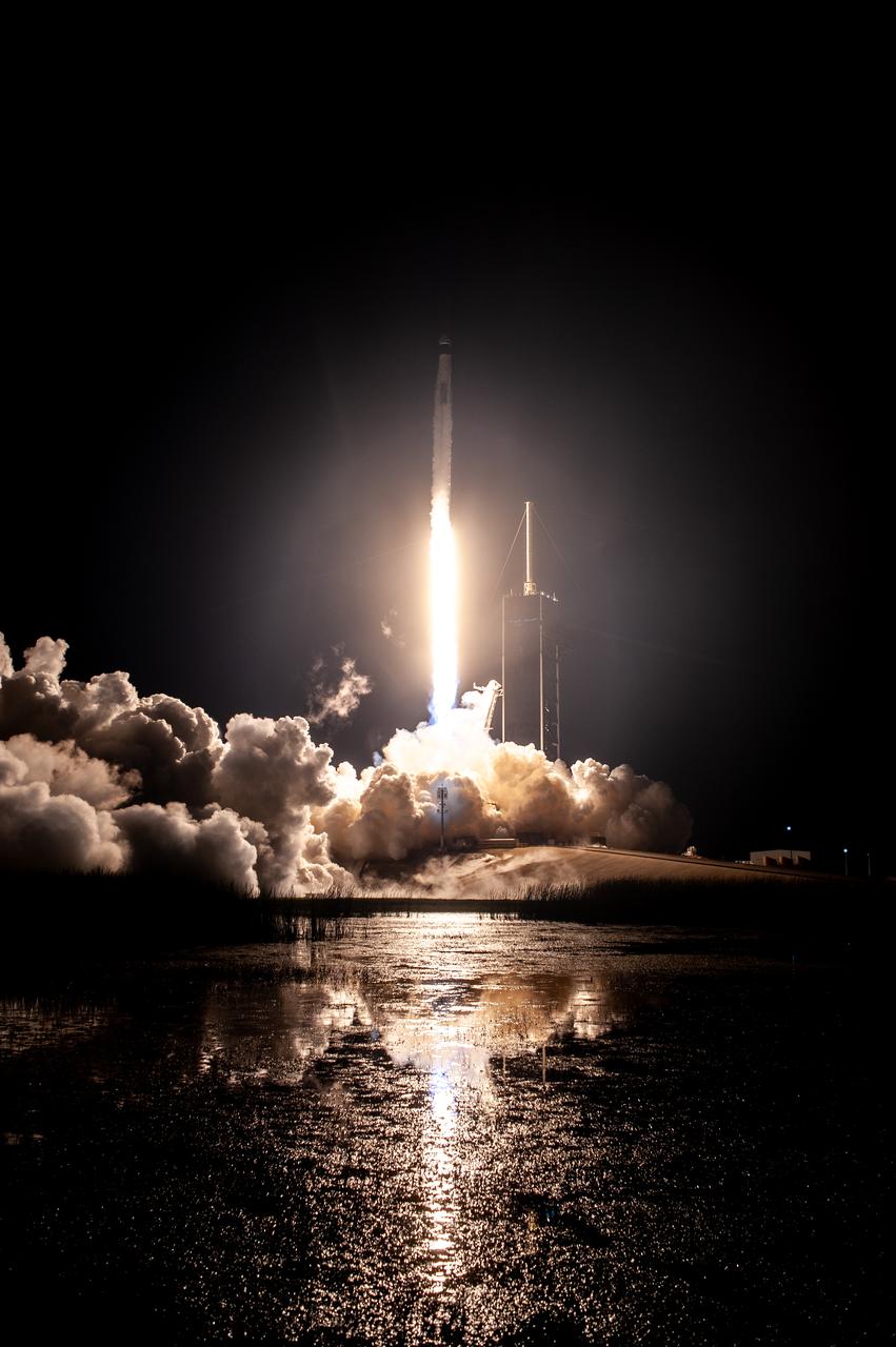 A SpaceX Falcon 9 rocket lifts off at 7:27 p.m. EST from Launch Complex 39A at NASA’s Kennedy Space Center in Florida on Nov. 15, 2020, carrying the company’s Crew Dragon Resilience capsule. Onboard the capsule are NASA’s SpaceX Crew-1 NASA astronauts, Michael Hopkins, spacecraft commander; Victor Glover, pilot; Shannon Walker, mission specialist; and Japan Aerospace Exploration Agency astronaut Soichi Noguchi, mission specialist. Crew-1 is the first regular crew mission of a U.S. commercial spacecraft with astronauts to the International Space Station as part of NASA’s Commercial Crew Program. The Crew Dragon will dock with the space station and the crew will remain on the orbiting laboratory for a six-month science mission.