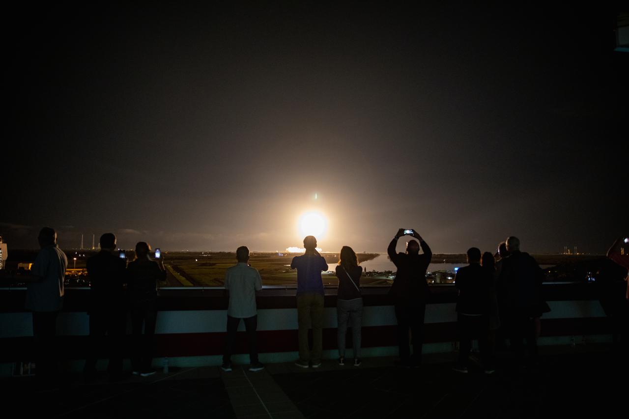 A SpaceX Falcon 9 rocket lifts off at 7:27 p.m. EST from Launch Complex 39A at NASA’s Kennedy Space Center in Florida on Nov. 15, 2020, carrying the company’s Crew Dragon Resilience capsule. Onboard the capsule are NASA’s SpaceX Crew-1 NASA astronauts, Michael Hopkins, spacecraft commander; Victor Glover, pilot; Shannon Walker, mission specialist; and Japan Aerospace Exploration Agency astronaut Soichi Noguchi, mission specialist. Crew-1 is the first regular crew mission of a U.S. commercial spacecraft with astronauts to the International Space Station as part of NASA’s Commercial Crew Program. The Crew Dragon will dock with the space station and the crew will remain on the orbiting laboratory for a six-month science mission.